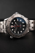 Cargar la imagen en la vista de la galería, Omega Seamaster Professional Chronometer 21030422001002 Box + og. Papiere "Nekton"
