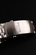 Cargar la imagen en la vista de la galería, Omega Seamaster Professional Chronometer 21030422001002 Box + og. Papiere "Nekton"
