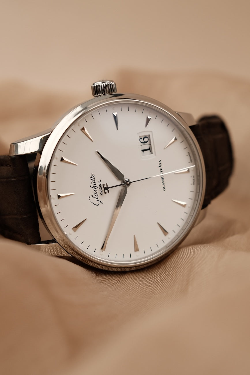 Glashütte Senator Excellence Panorama Big Date 1-36-03-05-02-31 Box + og. Papiere German Delivered