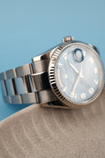 Cargar la imagen en la vista de la galería, Rolex Day-Date 36 118239 Original Papiere Blue Wave Dial, White Gold, Serviced
