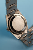 Charger l'image dans la visionneuse de la galerie, Rolex Day-Date 36 118239 Original Papiere Blue Wave Dial, White Gold, Serviced
