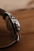 Cargar la imagen en la vista de la galería, Girard Perregaux 1966 49544-11-132-BB60 Box + og. Papiere Dual Time 40mm, SERVICED
