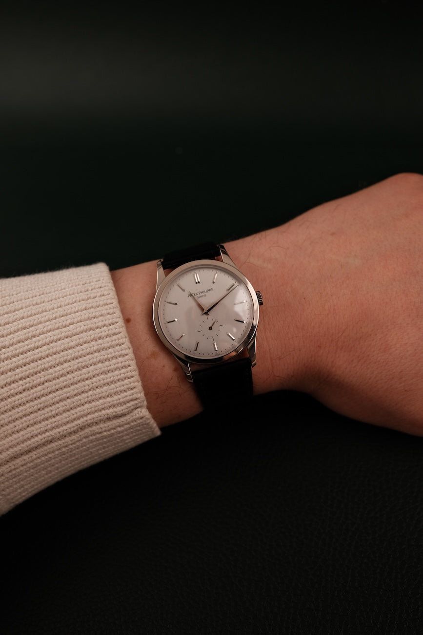 Patek Philippe Calatrava 5196G-001 Box + og. Papiere White Gold, Patek Service 2025