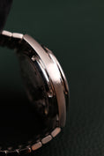 Bild in Galerie-Betrachter laden, Omega Speedmaster '57 33210415110001 Box + og. Papiere Green Dial

