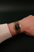 Bild in Galerie-Betrachter laden, Omega Constellation 168005 Rare Black Pie Pan Dial
