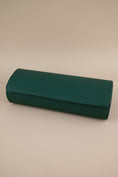 Bild in Galerie-Betrachter laden, Uhrenrolle 3 - Large - Emerald Green

