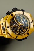 Bild in Galerie-Betrachter laden, Hublot Big Bang Unico 441.CY.471Y.RX Box + og. Papiere Yellow Magic, Limited Edition 250 Pieces, First Buyer's Invoice

