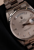 Cargar la imagen en la vista de la galería, Rolex Day-Date 36 WG Silver Diamond Dial Mint Condition 18239 No Lume
