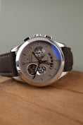Bild in Galerie-Betrachter laden, Zenith El Primero 0305104021 Box + og. Papiere Class Open, Grey Dial, SERVICED
