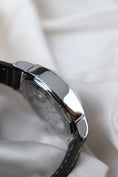 Load image into Gallery viewer, Panerai Luminor Base PAM00112 - Detail view 6
