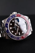 Carica l'immagine nel visualizzatore della galleria, Rolex GMT-Master II, Pepsi 126710BLRO - Detail view 2
