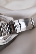 Carica l'immagine nel visualizzatore della galleria, Rolex GMT-Master II, Pepsi 126710BLRO - Detail view 8
