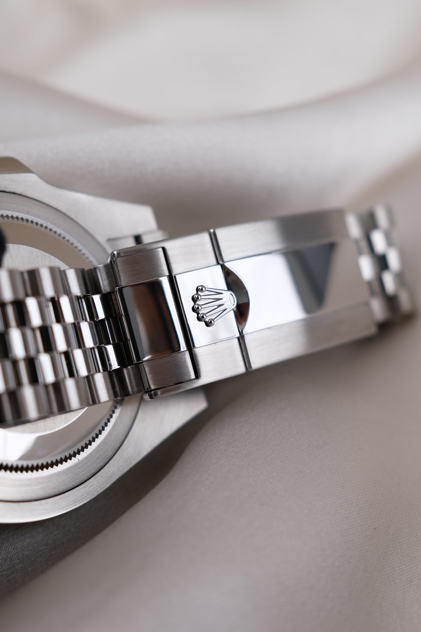 Rolex GMT-Master II, Pepsi 126710BLRO - Detail view 8