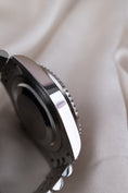 Carica l'immagine nel visualizzatore della galleria, Rolex GMT-Master II, Pepsi 126710BLRO - Detail view 6
