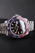 Carica l'immagine nel visualizzatore della galleria, Rolex GMT-Master II, Pepsi 126710BLRO - Detail view 3
