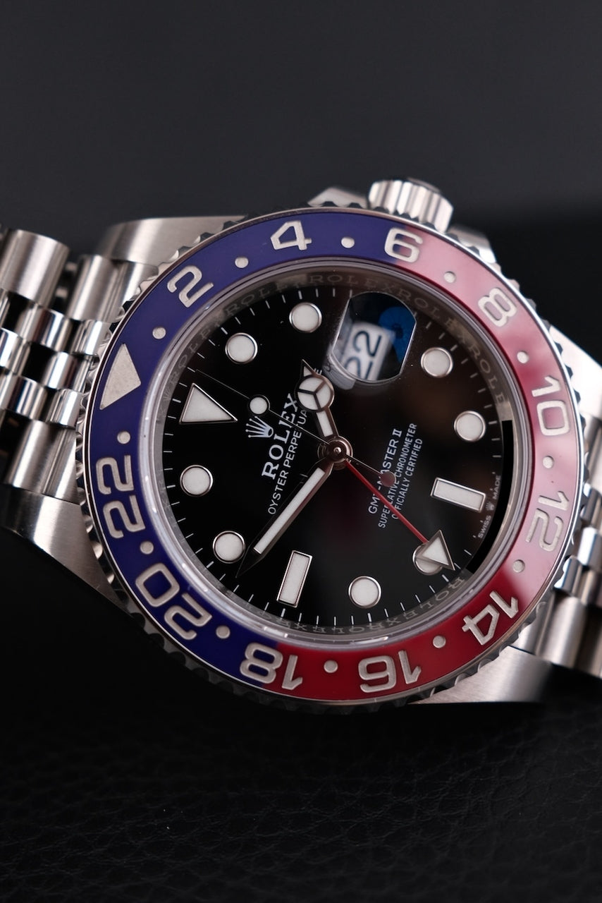 Rolex GMT-Master II, Pepsi 126710BLRO - Detail view 1