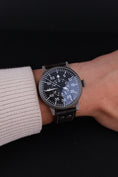 Carica l'immagine nel visualizzatore della galleria, Laco Flieger Black Dial, 45mm, 2020 861753 - Detailansicht 11
