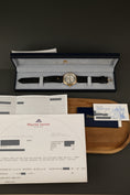 Charger l'image dans la visionneuse de la galerie, Maurice Lacroix Masterpiece Springende Stunde 28505 Box + og. Papiere German First Buyer's Invoice, SERVICED
