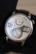 Cargar la imagen en la vista de la galería, A. Lange und Söhne Zeitwerk 140-025 - Thumbnail
