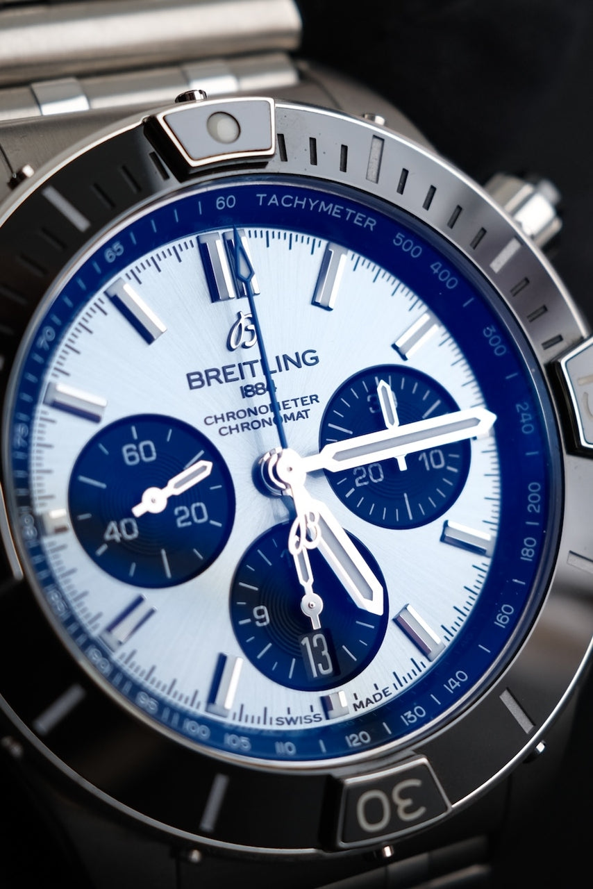 Breitling Super Chronomat B01 44 PB0136 Box + og. Papiere Ice Blue, Steel Bracelet, Rubber Strap, Breitling Warranty 06/27