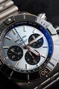 Load image into Gallery viewer, Breitling Super Chronomat B01 44 PB0136 Box + og. Papiere Ice Blue, Steel Bracelet, Rubber Strap, Breitling Warranty 06/27
