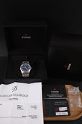 Bild in Galerie-Betrachter laden, Tudor Royal 41 28600 Box + og. Papiere Blue Roman Dial, German First Buyer's Invoice
