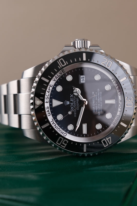 Rolex Sea-Dweller Deepsea 116660 - Thumbnail