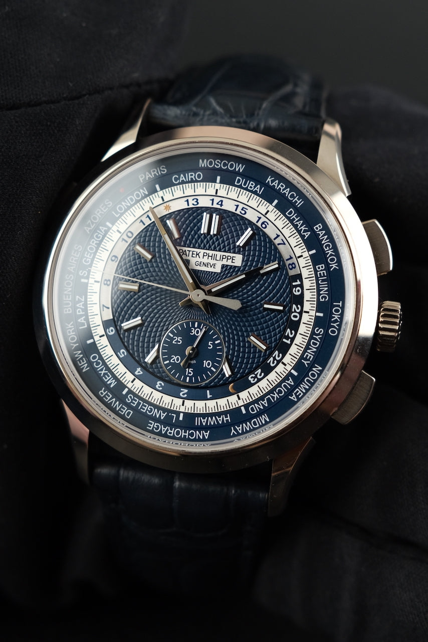 Patek Philippe World Time Chronograph 5930G-010 Box + og. Papiere Blue Dial, 2022, White Gold, EU Delivered, Flyback