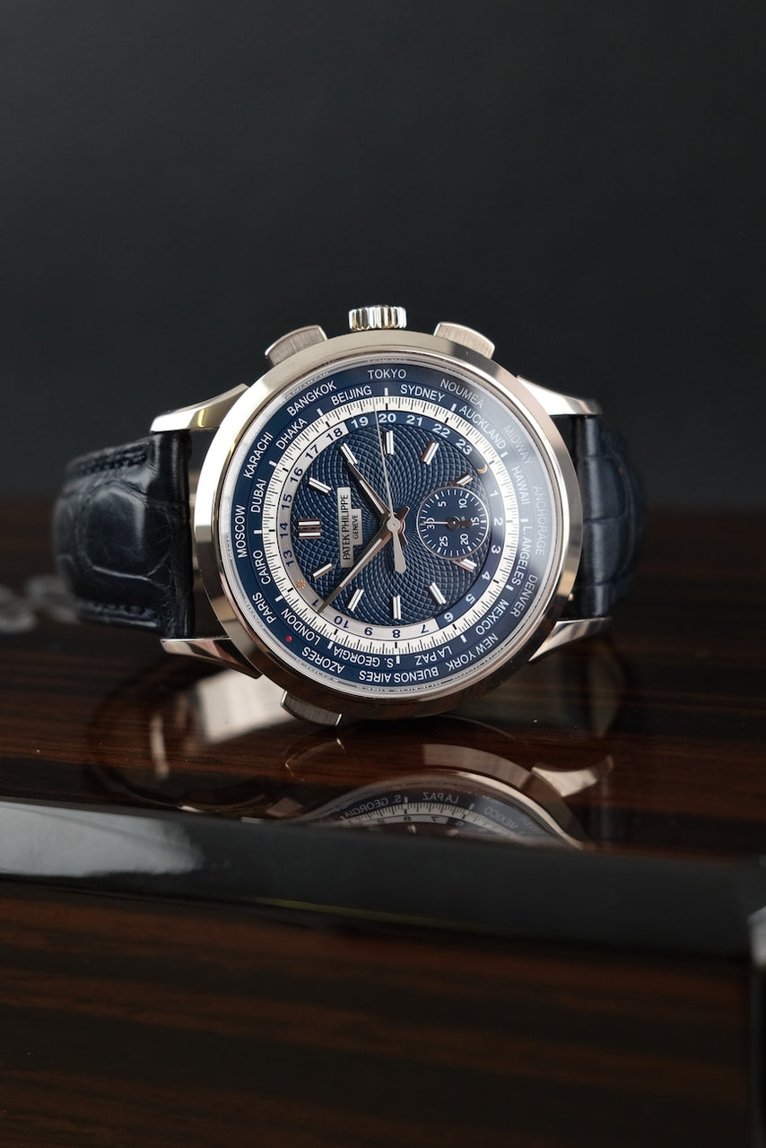 Patek Philippe World Time Chronograph 5930G-010 Box + og. Papiere Blue Dial, 2022, White Gold, EU Delivered, Flyback