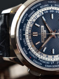 Cargar la imagen en la vista de la galería, Patek Philippe World Time Chronograph 5930G-010 Box + og. Papiere Blue Dial, 2022, White Gold, EU Delivered, Flyback
