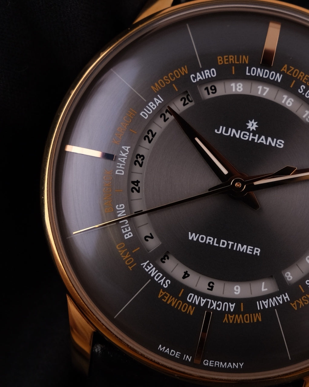 Junghans Meister Worldtimer 27/5013.01 Box + og. Papiere German Delivered, 40mm