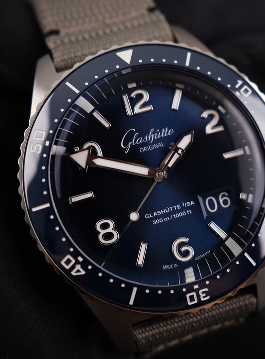 Glashütte SeaQ Panoramadatum 1-36-13-02-81-34 Box + og. Papiere Blue Dial, incl. Orange Nato Glashütte Original Strap