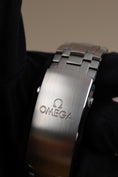 Carica l'immagine nel visualizzatore della galleria, Omega Seamaster Professional Chronograph 21030445106001 Box + og. Papiere Silver Grey Dial, German Delivered, 44mm
