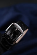 Carica l'immagine nel visualizzatore della galleria, Patek Philippe Golden Ellipse 3546 - Detail view 6
