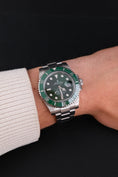 Carica l'immagine nel visualizzatore della galleria, Rolex Submariner Date 116610LV - Detailansicht 11
