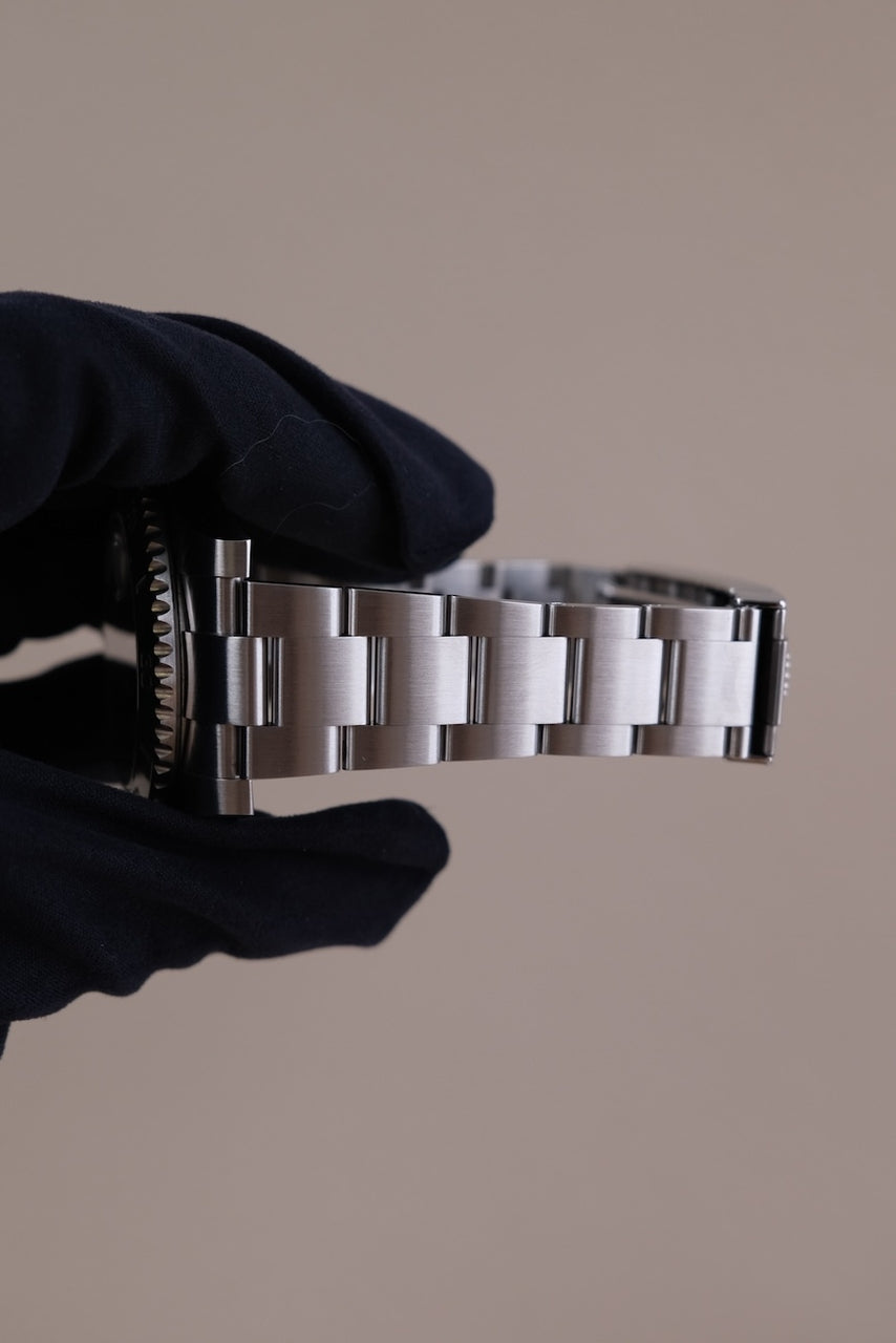 Rolex Submariner Date 116610LV - Detailansicht 8