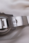 Carica l'immagine nel visualizzatore della galleria, Rolex Submariner Date 116610LV - Detailansicht 6
