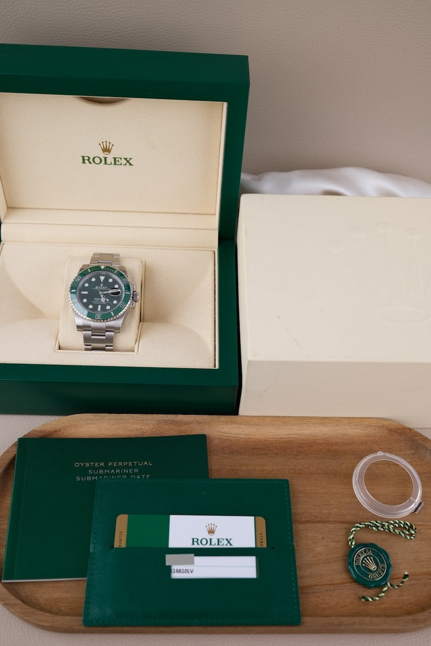 Rolex Submariner Date 116610LV - Papiere und oder Lieferumfang