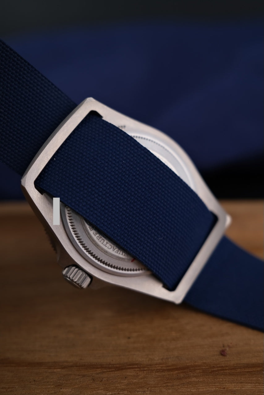 Tudor Pelagos FXD 25707B Box + og. Papiere Titanium, Blue Dial, 2023, incl. Tudor Nato Strap
