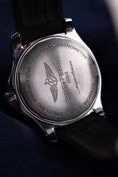 Bild in Galerie-Betrachter laden, Breitling Superocean A17367021 Box + og. Papiere Yellow Dial 44mm
