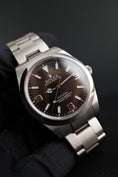 Cargar la imagen en la vista de la galería, Rolex Explorer 214270 Box + og. Papiere 39mm, LC EU
