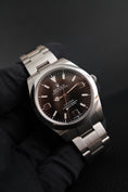 Cargar la imagen en la vista de la galería, Rolex Explorer 214270 Box + og. Papiere 39mm, LC EU
