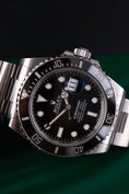 Bild in Galerie-Betrachter laden, Rolex Submariner Date 126610LN - Detailansicht 3
