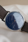 Carica l'immagine nel visualizzatore della galleria, Nomos Lambda Blue 175 Years Watchmaking Glashütte 960.S3 - Detail view 3
