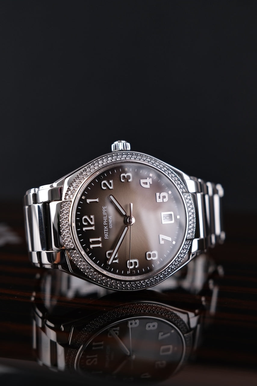 Patek Philippe TWENTY~4 AUTOMATIC 7300/1200A-010 - Detail view 1