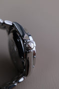 Cargar la imagen en la vista de la galería, Breitling Superocean A17040 - Detail view 6
