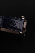 Cargar la imagen en la vista de la galería, Patek Philippe Annual Calendar Blue Baguette Diamond Dial 5396G-017 Box + og. Papiere German Delivered, Moonphase, 18k White Gold
