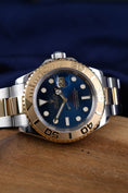 Bild in Galerie-Betrachter laden, Rolex Yachtmaster 16623 Box + og. Papiere Rolex Service, LC 100 German Delivered, S/G, Blue Dial,
