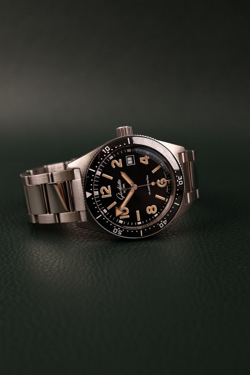 Glashütte SeaQ 13911068070 Box + og. Papiere Black Dial