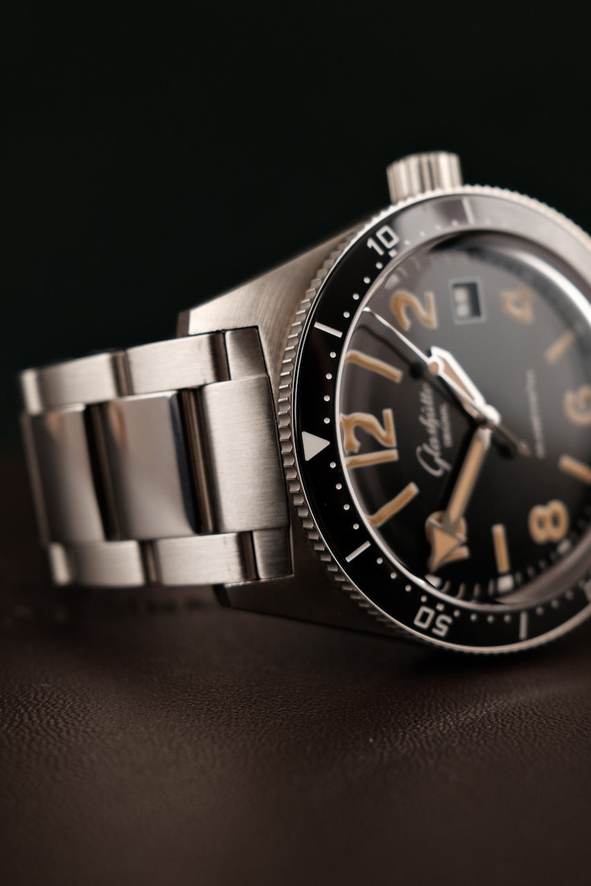 Glashütte SeaQ 13911068070 Box + og. Papiere Black Dial